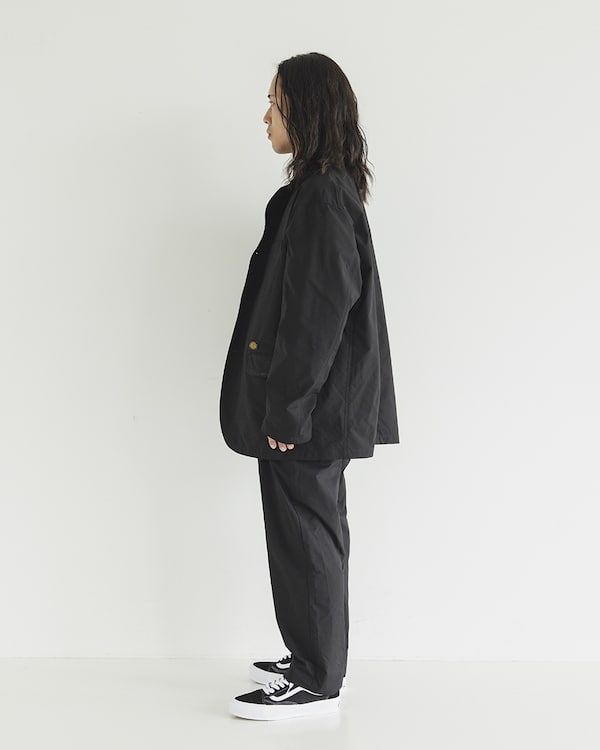 Dickies〉×「TRIPSTER」の第6弾！ 扱いやすさにこだわった新作のスーツ