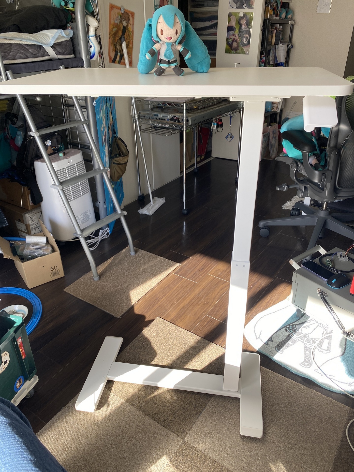 IKEAのミニ昇降デスク BOLLSIDAN を買ってみた - あっきぃ日誌