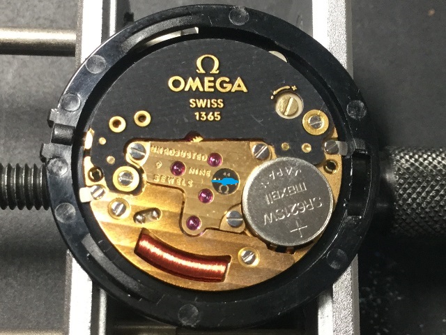 オメガ デ・ビル cal.1365 クォーツの電池・コイル交換（プッシュ式