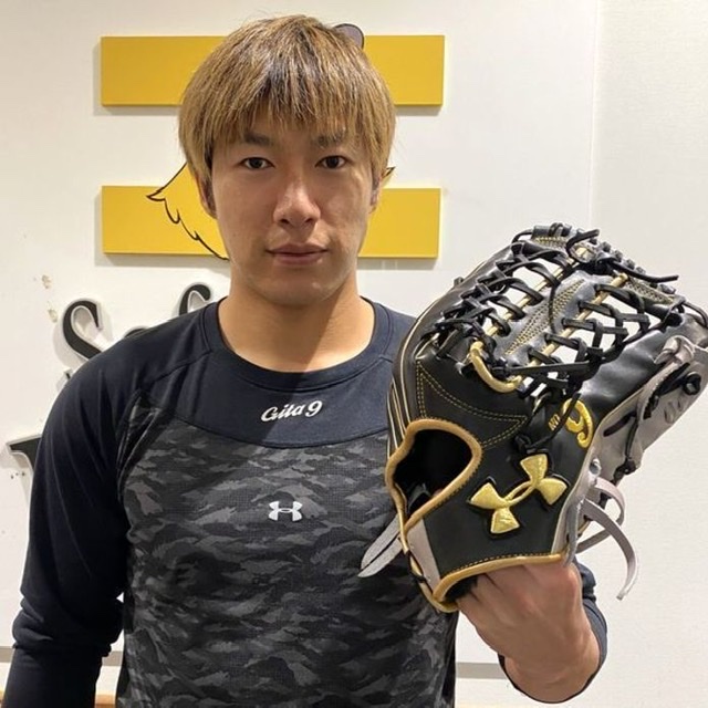 アンダーアーマー 硬式グローブ 外野 ホークス 柳田悠岐 野球 アンダー