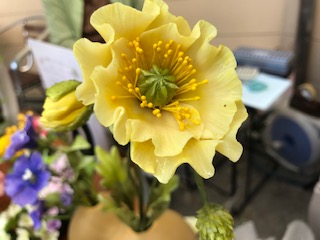 パンフラワー、黄色の花の寄植え・カラーの2点(樹脂粘土、ハンドメイド