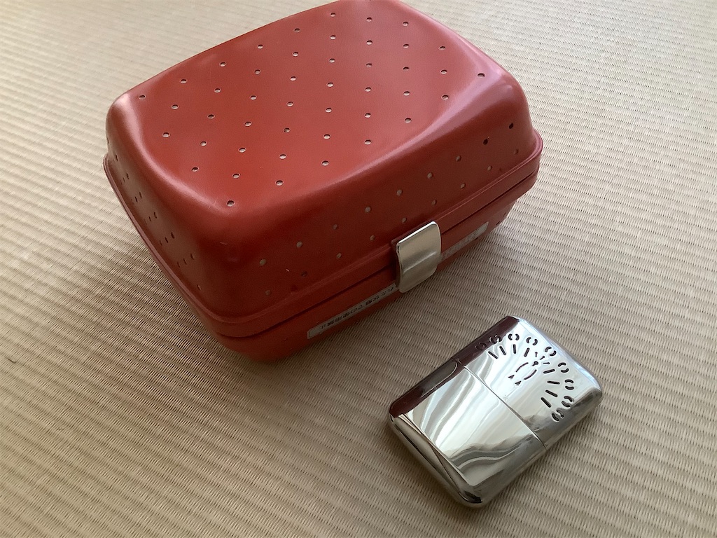 防寒グッズ】湯たんぽと豆炭あんかを比較してみた - cozy-nest 小さく