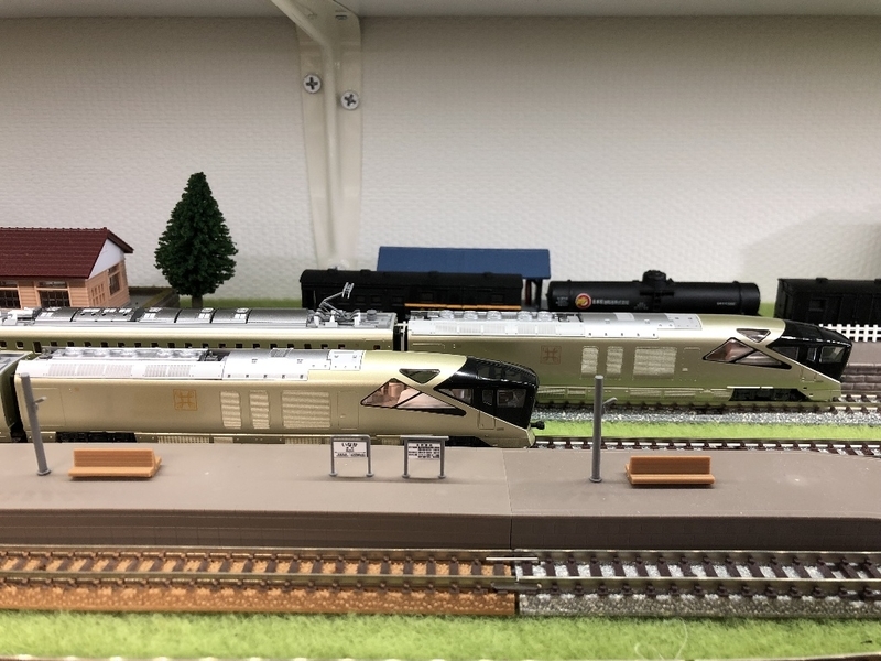 □比較検証□TOMIX 97901 限定品 JR東日本 E001形 「TRAIN SUITE 四季