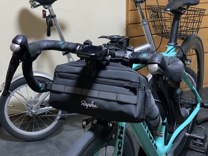 RaphaのGORE-TEXジャージはタイト過ぎて無理ゲーでした - 自転車好