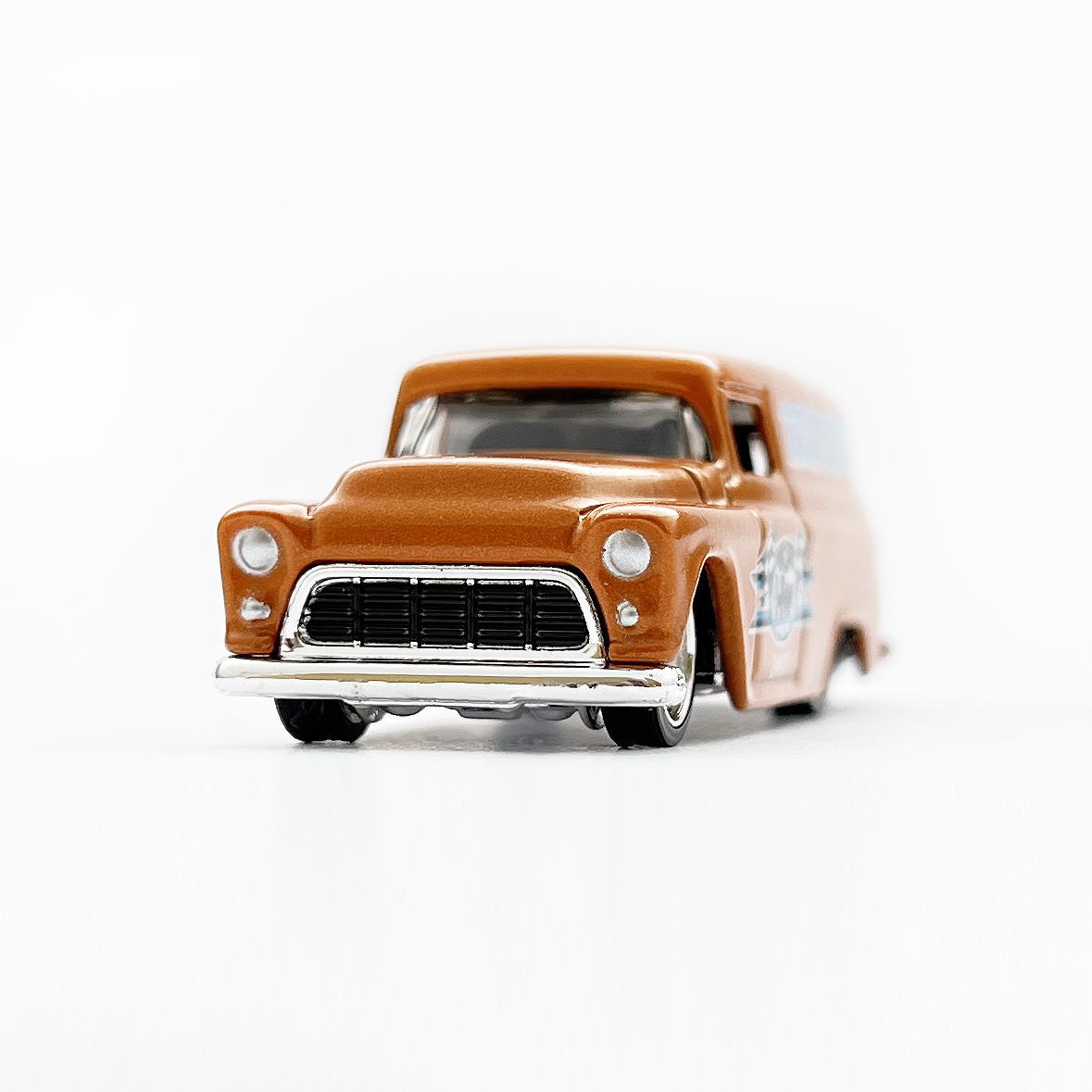 55 Chevy Panel - 増えすぎたミニカーに愛を捧ぐ