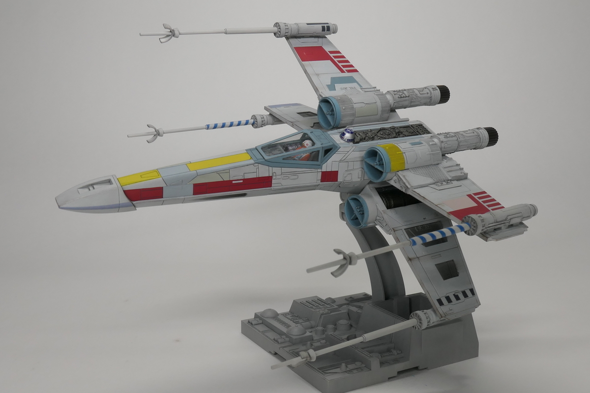 バンダイ 1/72 Xウィング・スターファイターを作る 完成写真 - どらの