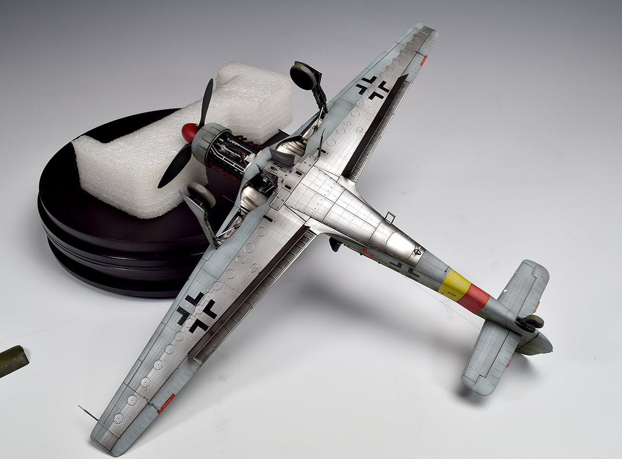 1/32 造形村 Ta-152H-1 パイロット・パラシュート装着・整備兵セット