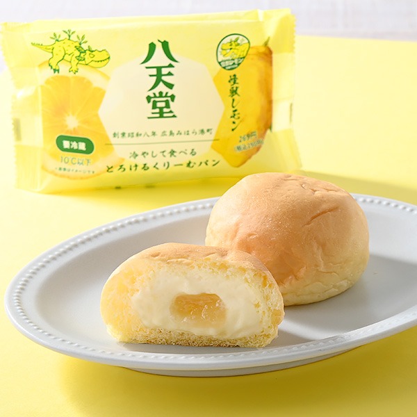 ファミリーマートから「八天堂 冷やして食べるとろけるくりーむパン
