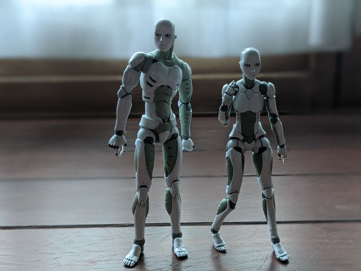 1000toys(千値練) / 東亜重工:合成人間♀[1/12スケール] - smogbom