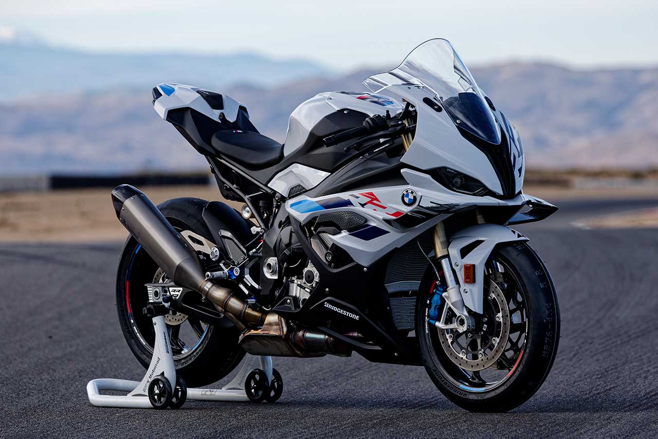 BMWモトラッド、新型スーパーバイク『S1000RR』の注文受付中。3色展開
