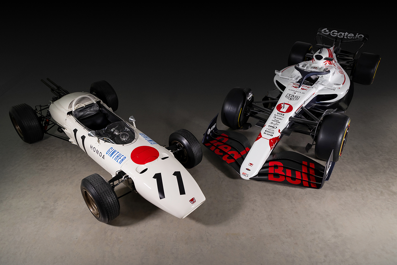 2025年F1第3戦日本GP特別カラーのレーシングスーツを着るマックス