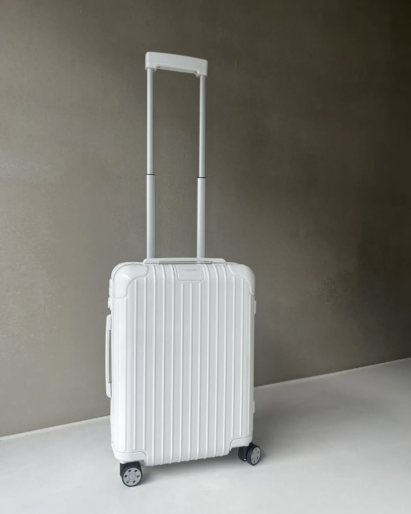 RIMOWA】Essential Cabin S ホワイト 4輪 (RIMOWA/スーツケース