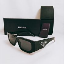 送料関税込◇PRADA トライアングルロゴ入り サングラス PR09ZS (PRADA