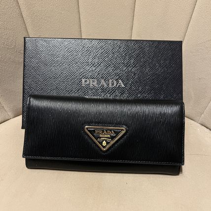 MOVE PRADA(プラダ) 長財布(レディース) - ブランド通販のBUYMA