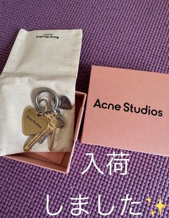 Acne Studios(アクネストゥディオス) キーホルダー・キーリング