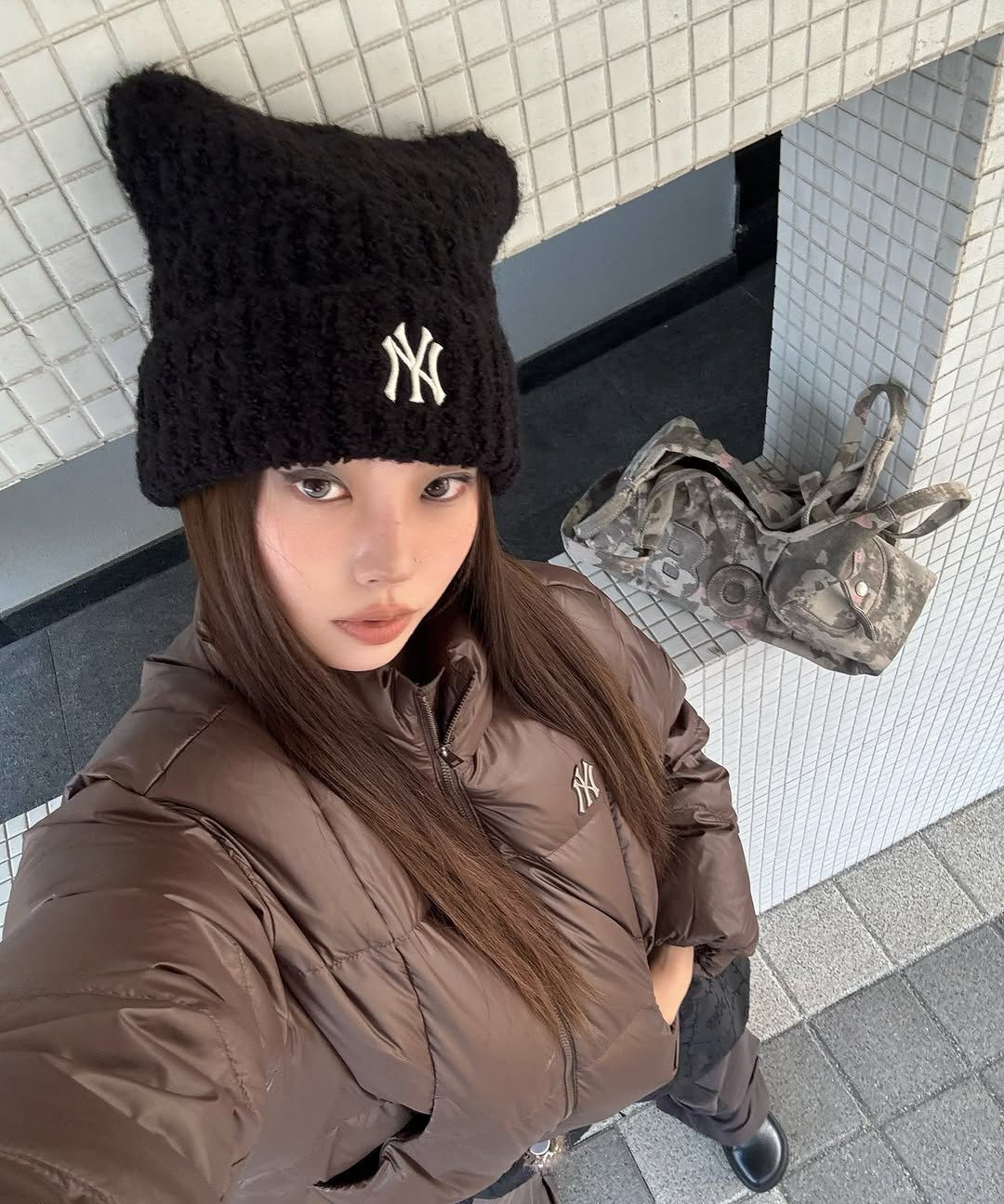 aespaカリナ着用☆MLB Plush Meow Beanie 猫耳ニット帽 黒 (MLB Korea