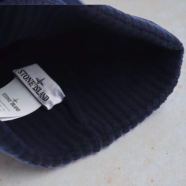 STONE ISLAND】ストーンアイランド ニット帽 ビーニー (STONE ISLAND