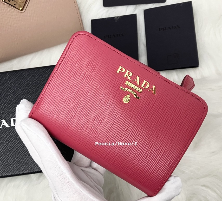 PRADA】VIPセール Zip Compact Wallet ジップコンパクト財布♪ (PRADA