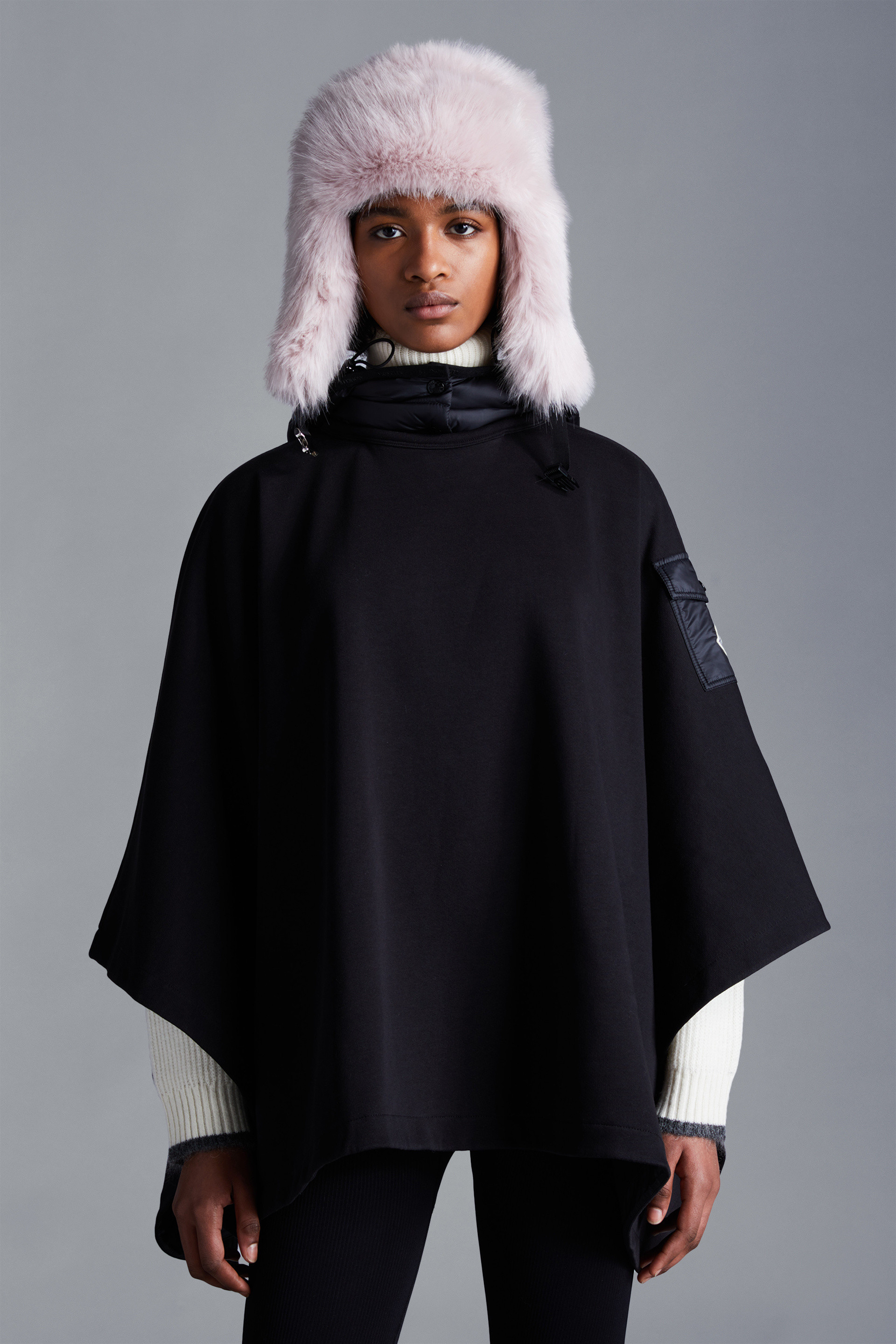 MONCLER2022/23秋冬新作 異素材MIXダウン入りコットンポンチョ
