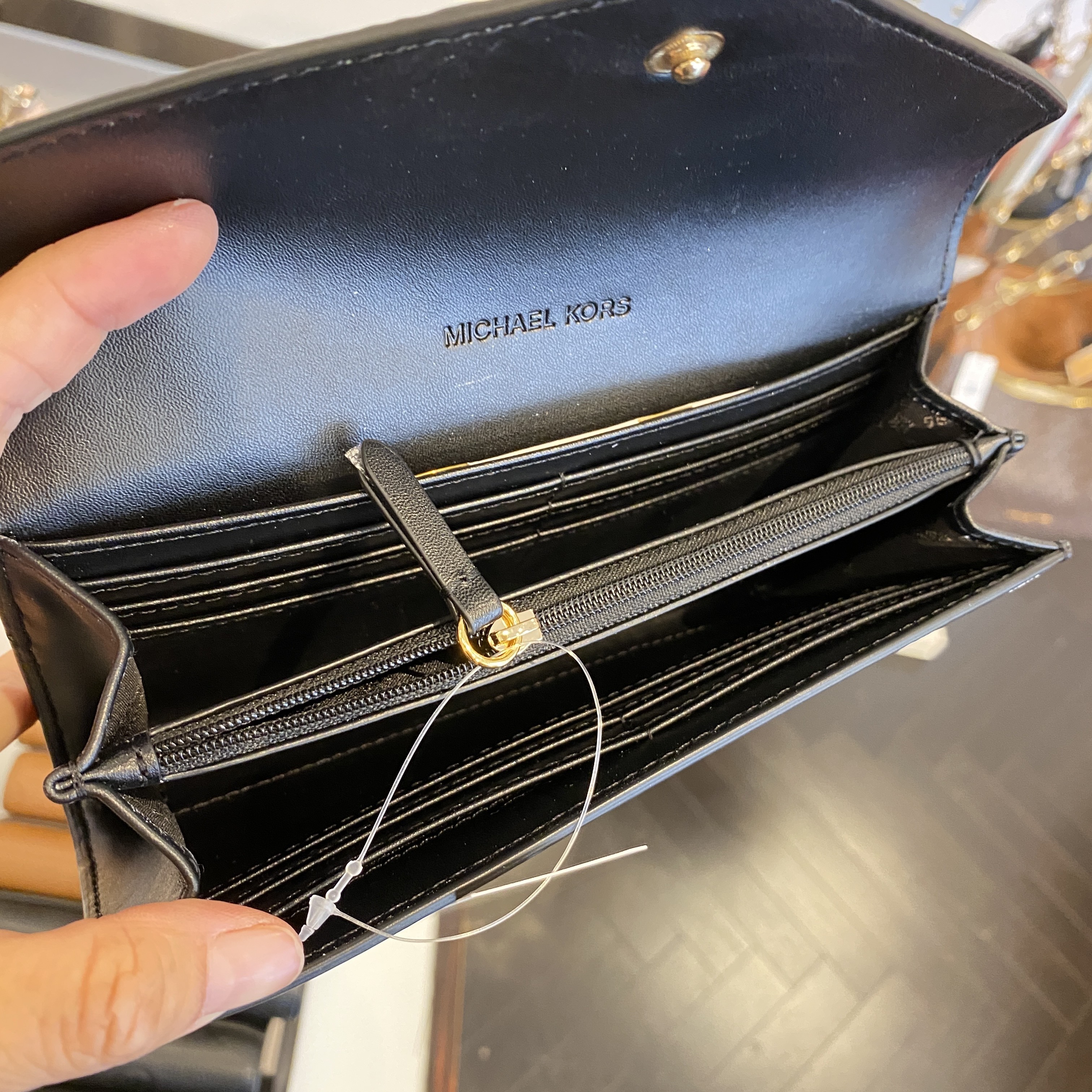 新作☆Michael Kors☆JET SET TRAVEL WALLET 封筒型 長財布 (Michael