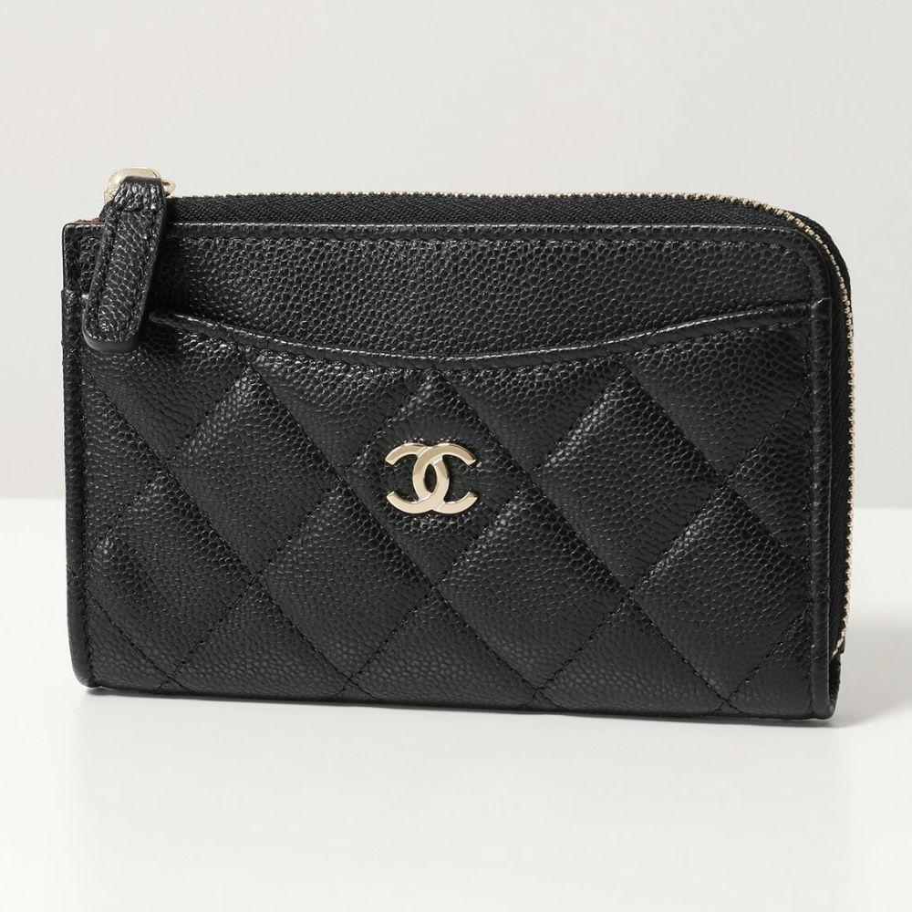 機能面も優秀な「CHANEL(シャネル)」のフラグメントケース【BUYMA】
