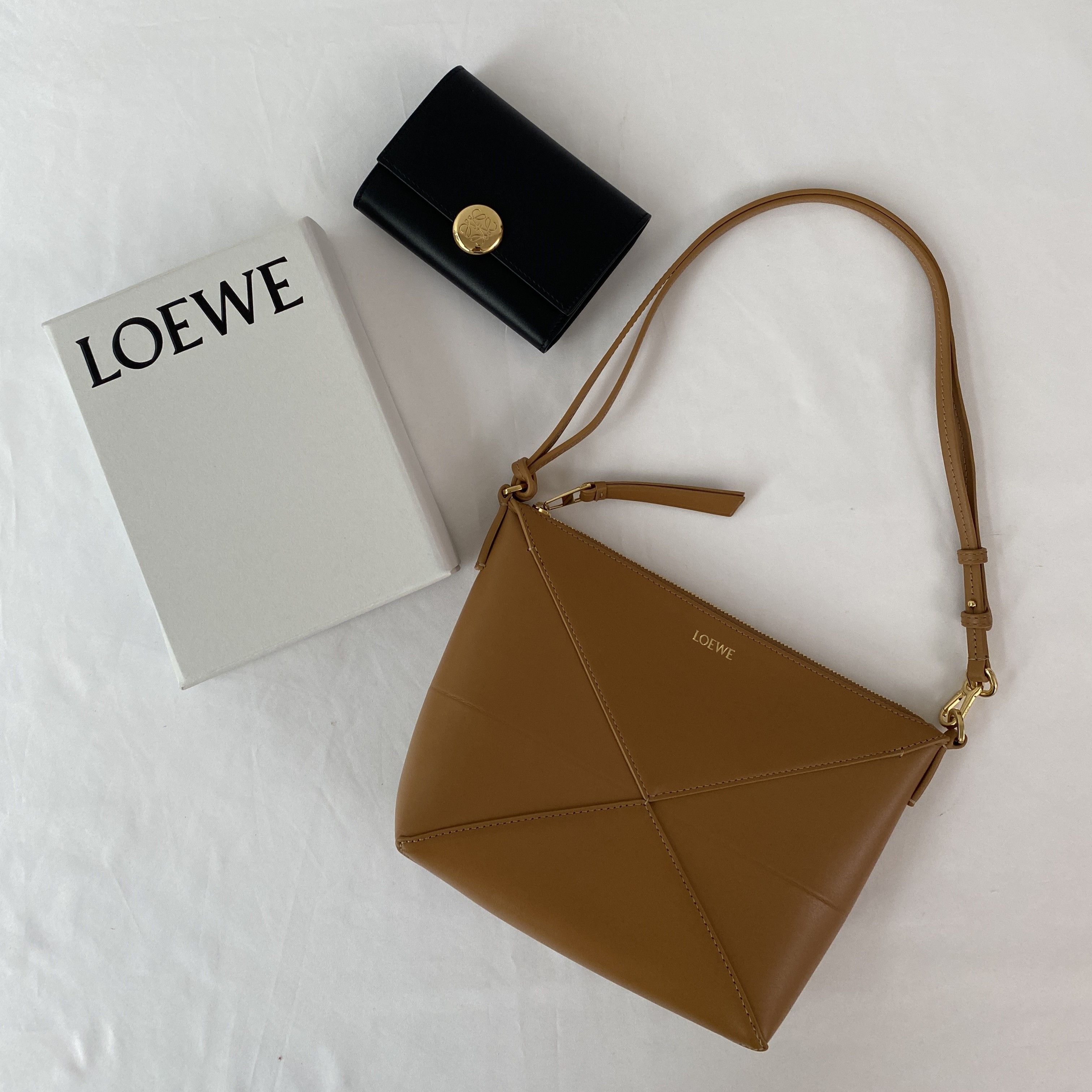 LOEWE(ロエベ)の隠れ名品！『パズルフォルド ポーチ』をチェック【BUYMA】