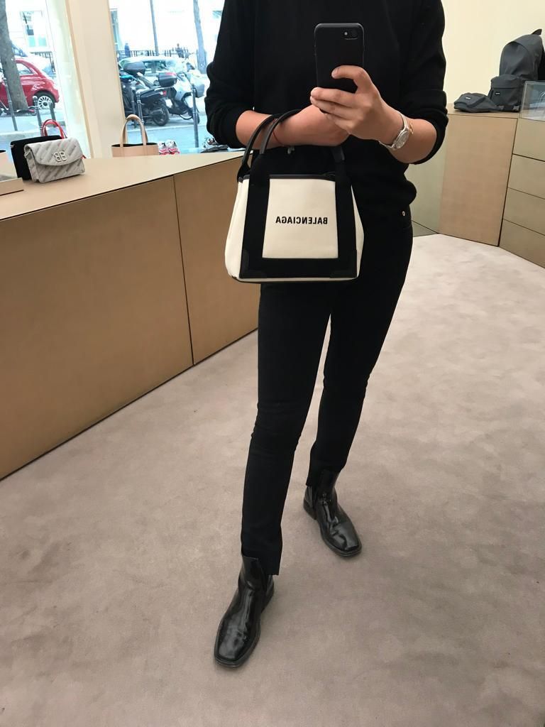 大人気【BALENCIAGA】ネイビー カバ XS キャンバストート CABAS