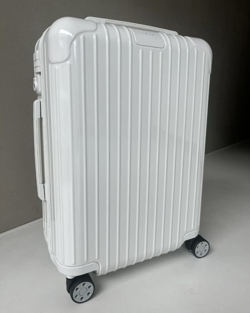 RIMOWA】Essential Cabin S ホワイト 4輪 (RIMOWA/スーツケース