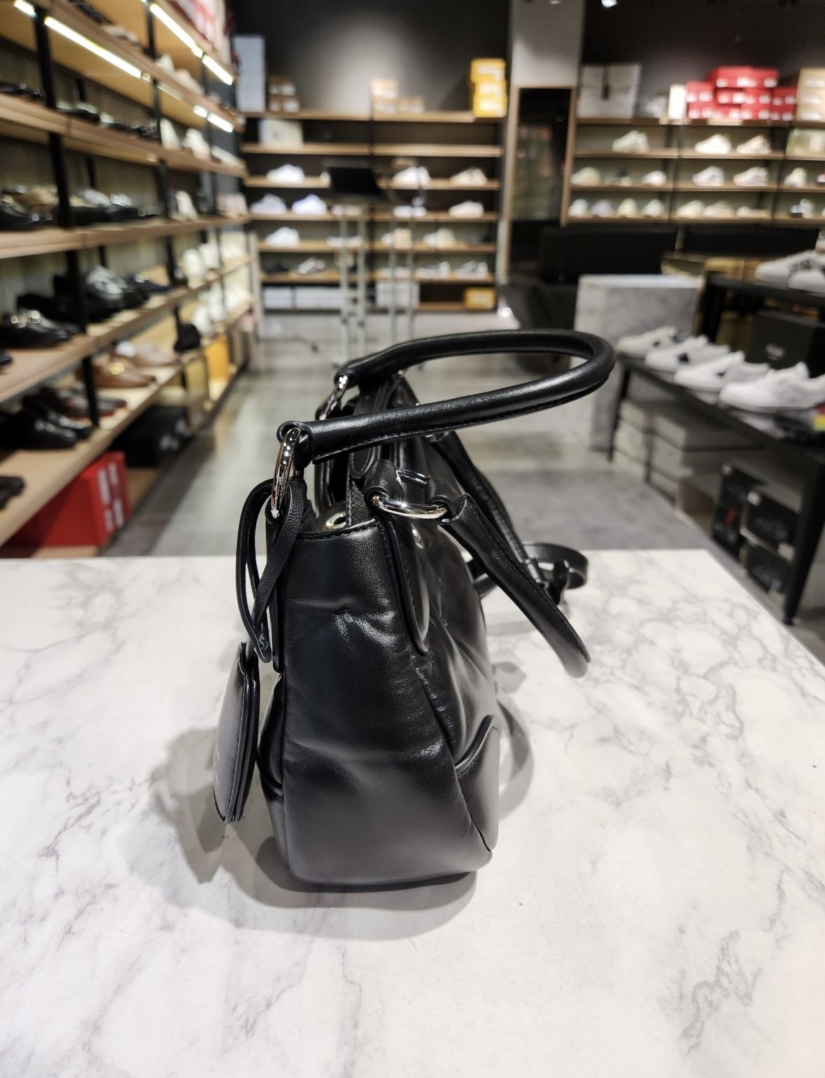 関税込み】PRADA ムーン パデッド ナッパレザー ハンドバッグ (PRADA