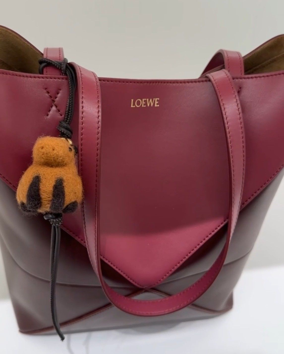 注目アイテム☆】*LOEWE* ロエベ カピバラチャーム (LOEWE/バッグ