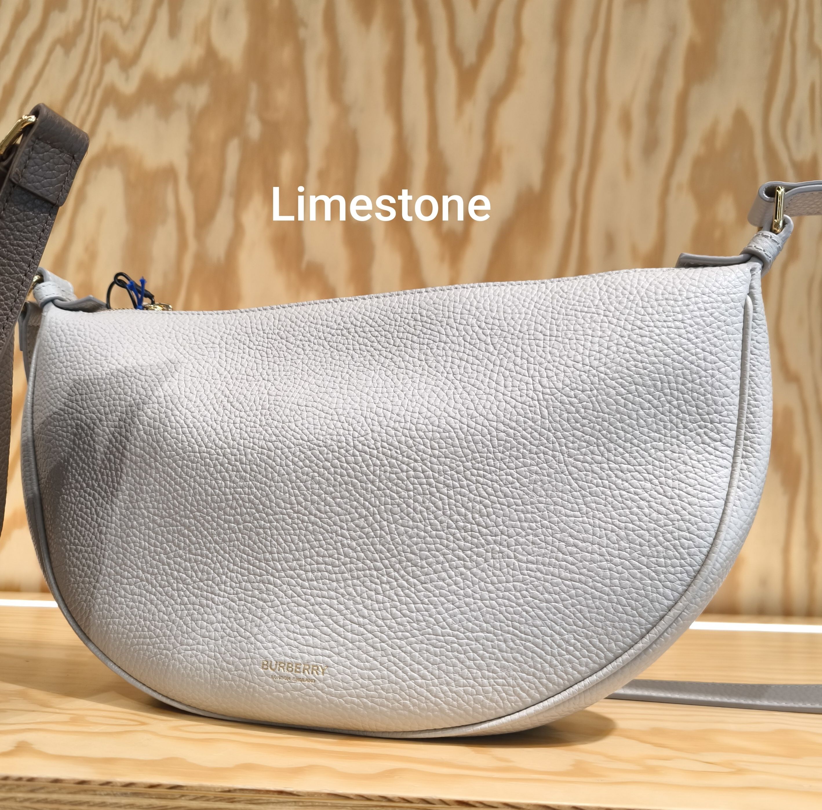 BURBERRY】LL SOFT SLING ラージスリングバッグ (Burberry/ショルダー