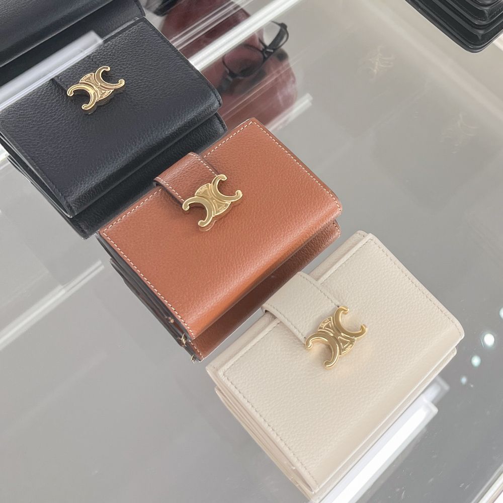 ☆CELINE☆ ファインウォレット CELINE ヴィクトワール (CELINE