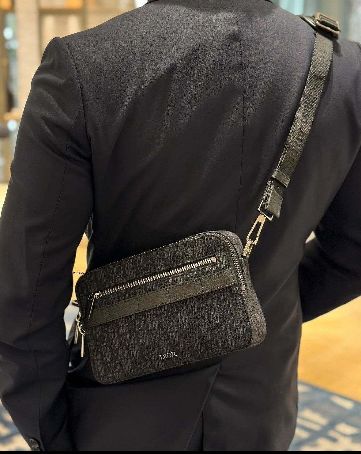 安心の国内配送☆】Dior オブリーク Safari ショルダーバッグ (Dior