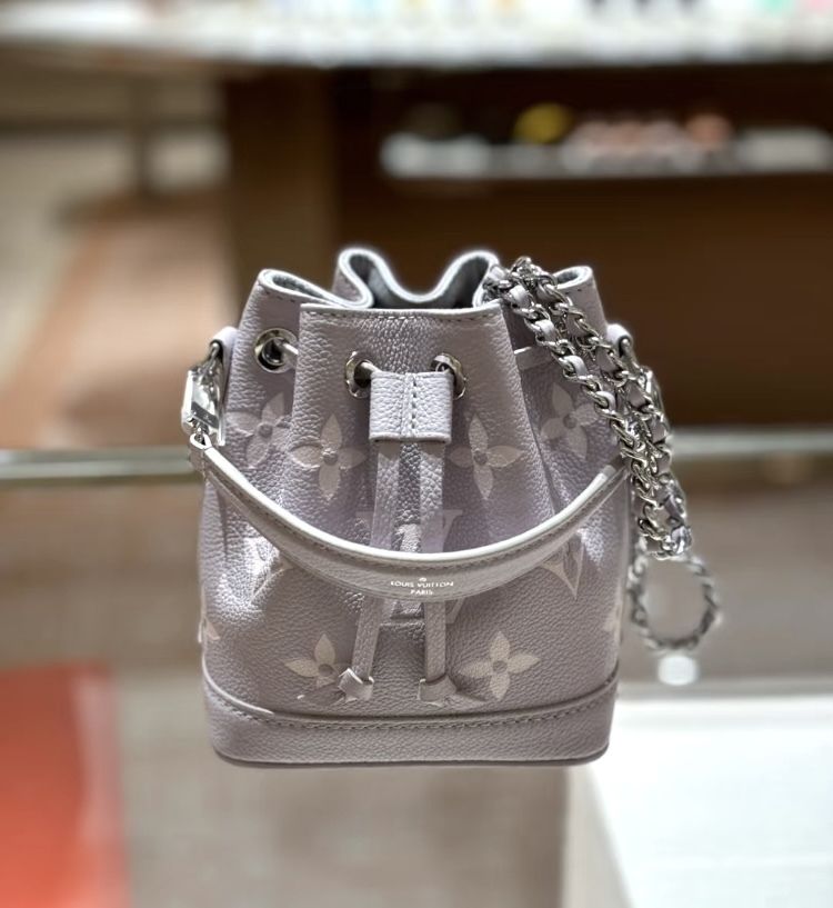 限定ブリューム グレー】LOUIS VUITTON☆Nano Noe バッグ (Louis