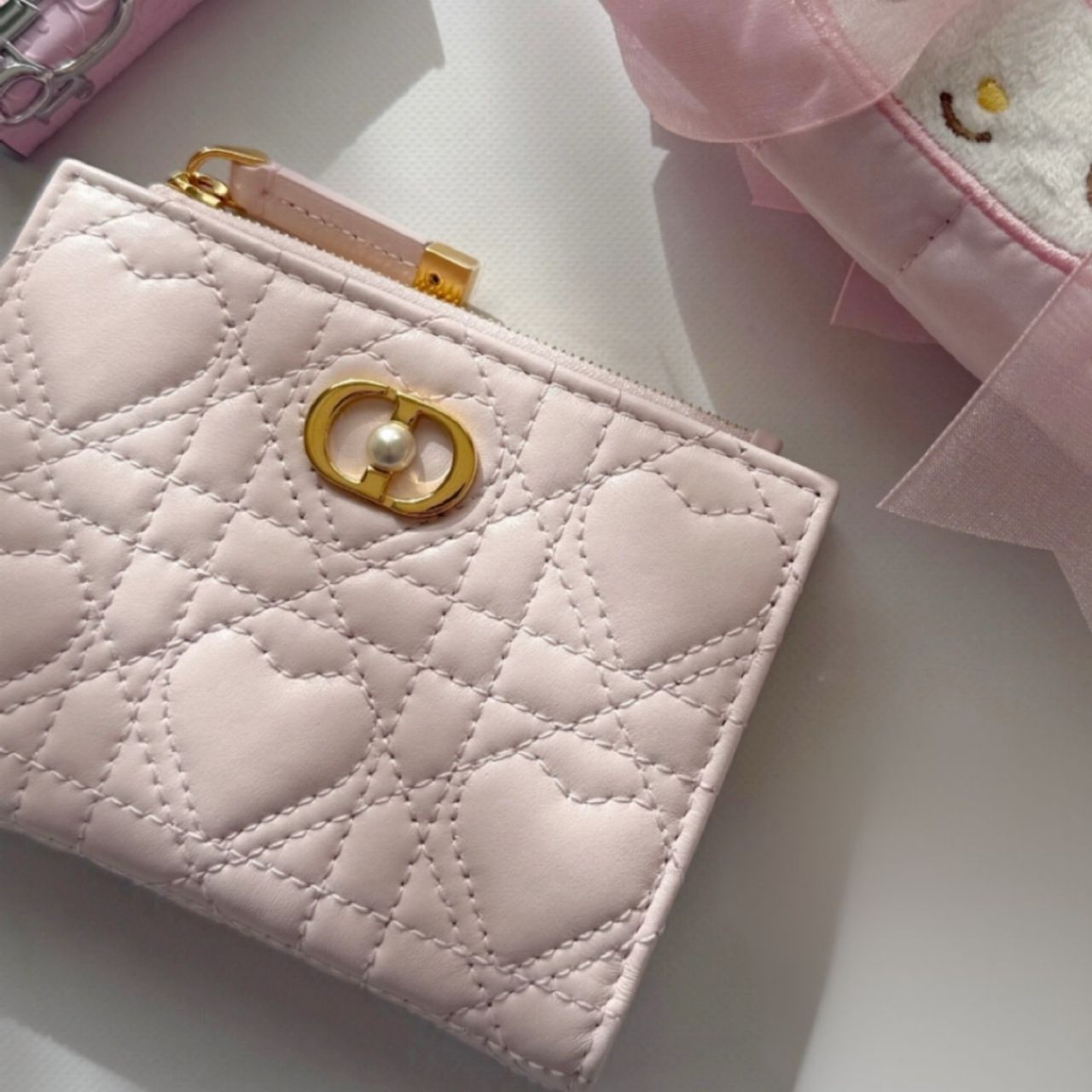 新作☆【Dior】ハート カナージュ ラムスキン ≪ミニ財布≫ (Dior