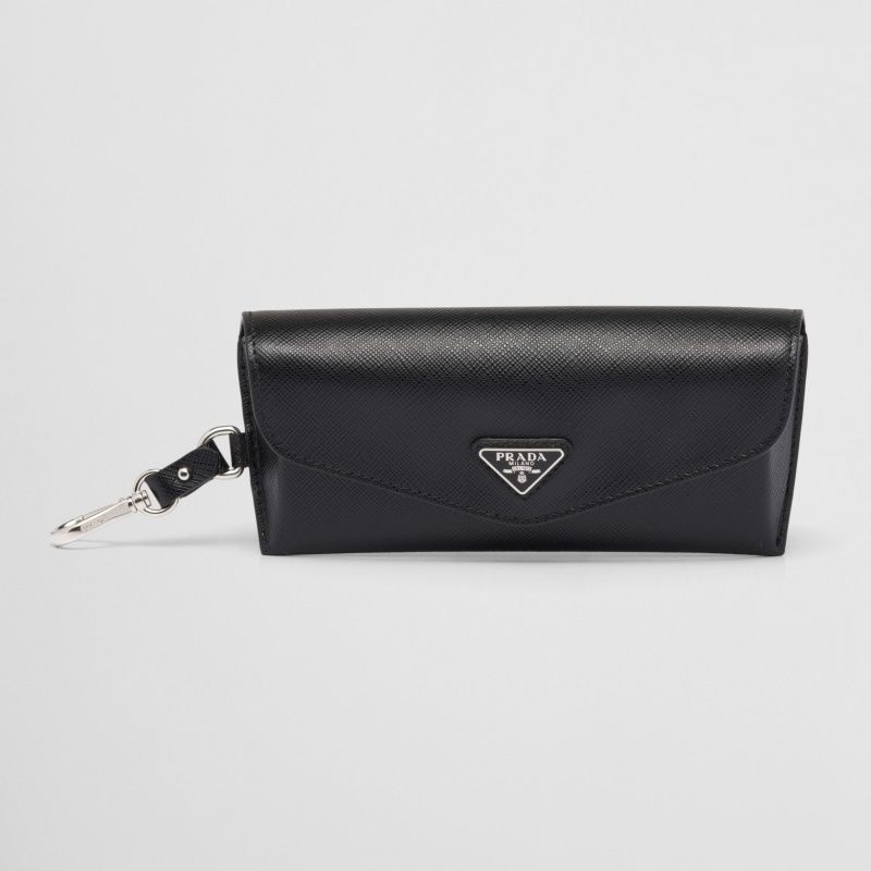 大人気】PRADA◇サフィアーノレザー メガネケース メタルロゴ (PRADA