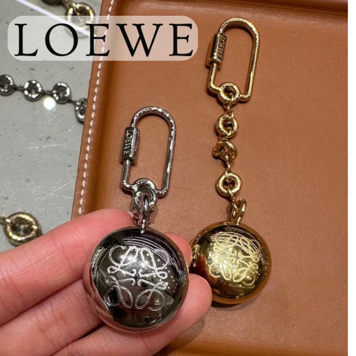 国内直営【LOEWE】ペブル キーリング キーチャーム (LOEWE