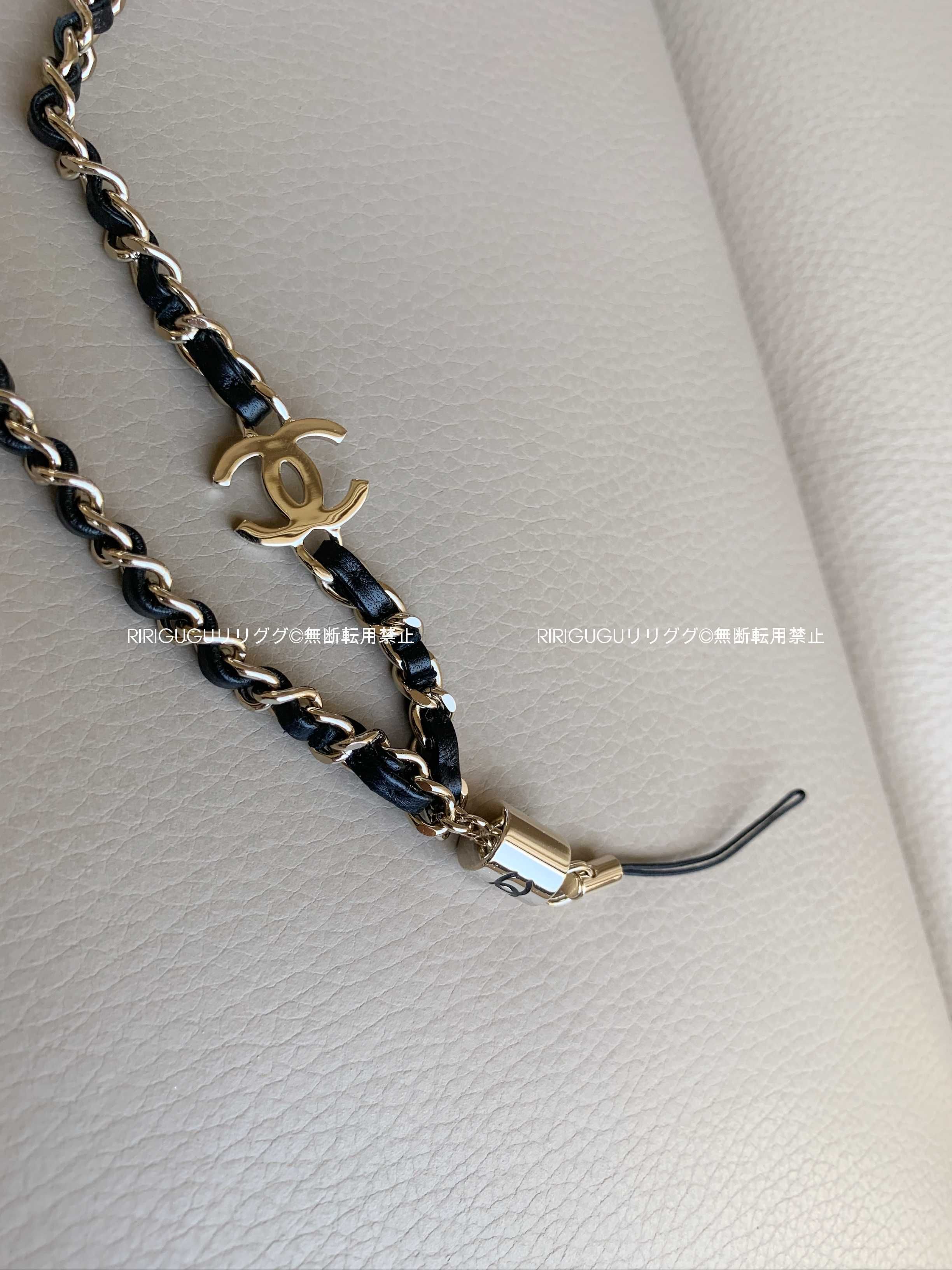 シャネル☆ 携帯スマートフォンスケース ストラップ (CHANEL/テック