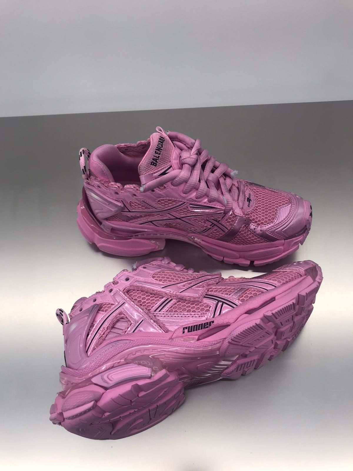 BALENCIAGA】Runner スニーカー メッシュ＆ナイロン ピンク