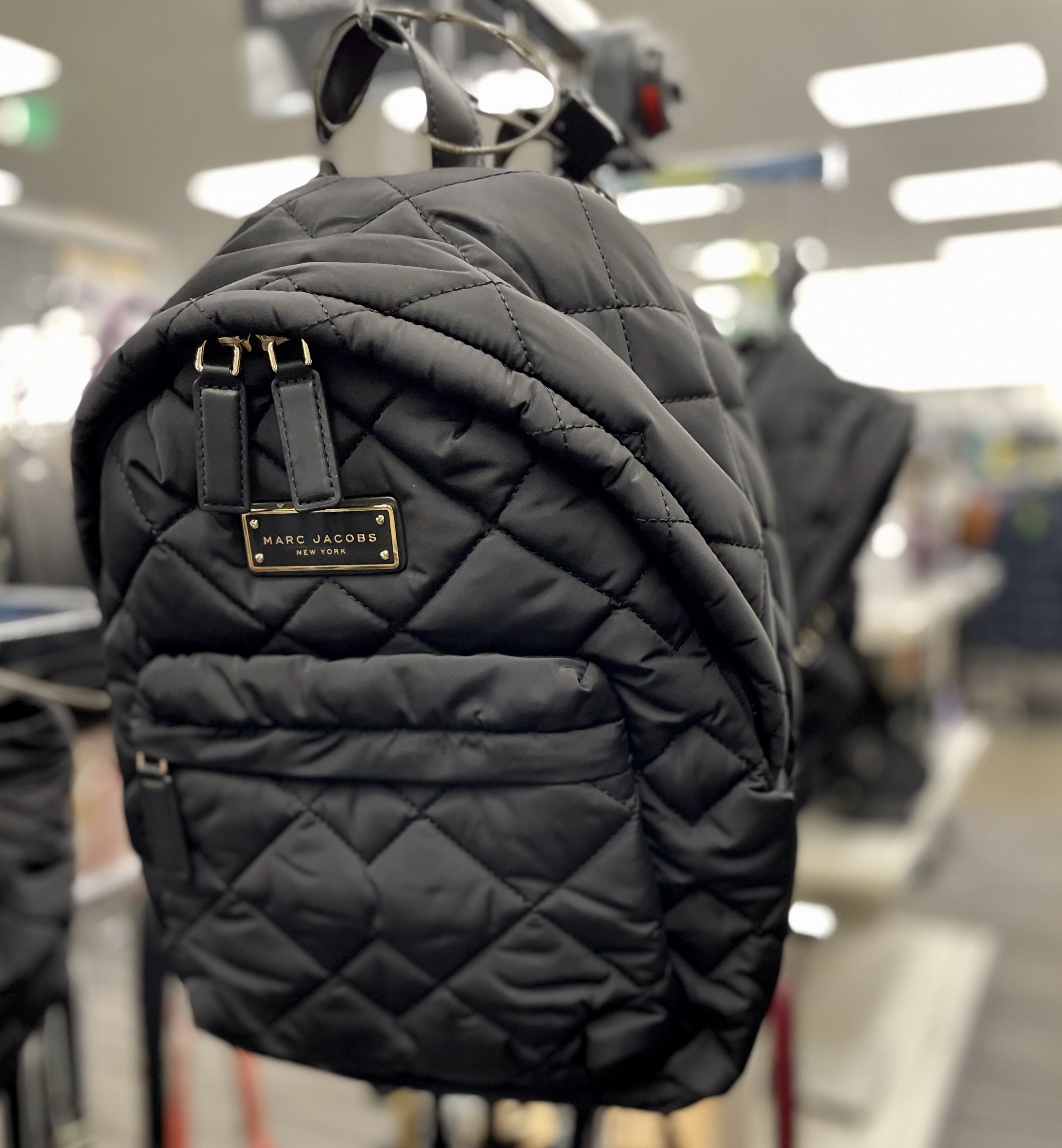 追跡有送料込【Marc Jacobs】キルティングバックパック (MARC JACOBS