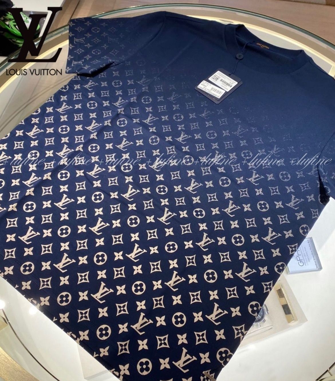 グラデーションがお洒落☆男女兼用！】ルイヴィトン Tシャツ (Louis