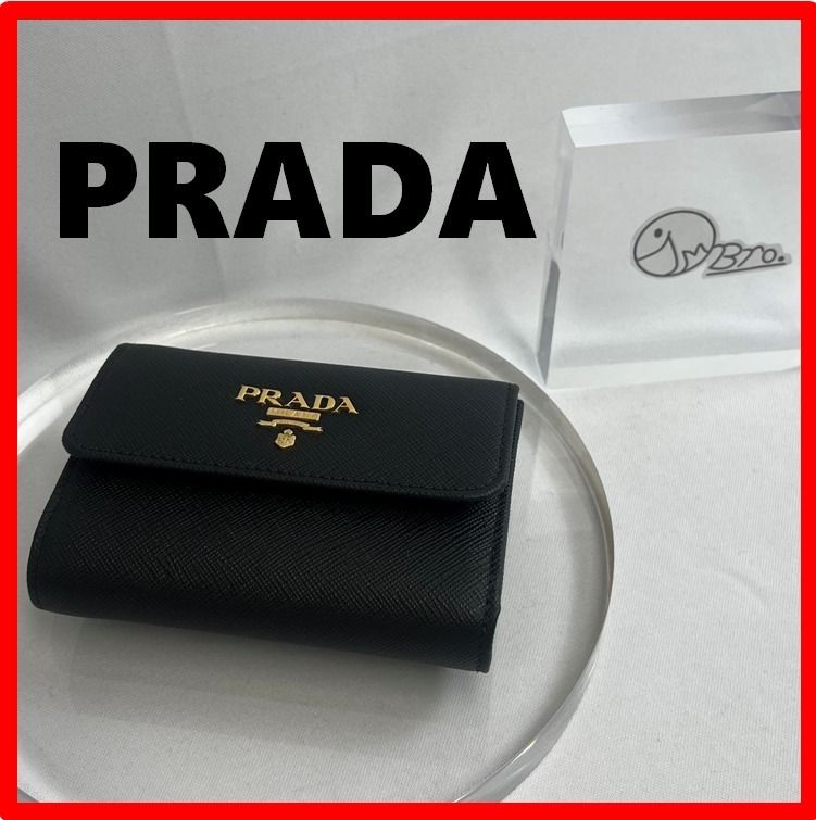 ☆韓国の人気☆【PRADA】☆サフィアーノレザー 三つ折り 財.布