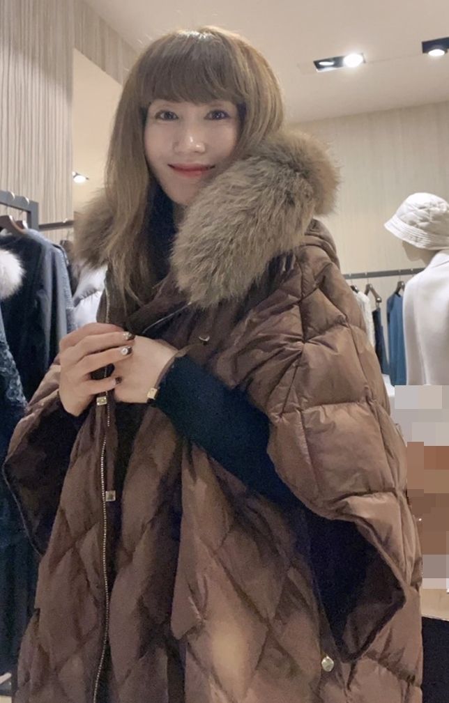 MaxMara【SALE】The Cube フォックスファーフードトリム☆関税込 (Max