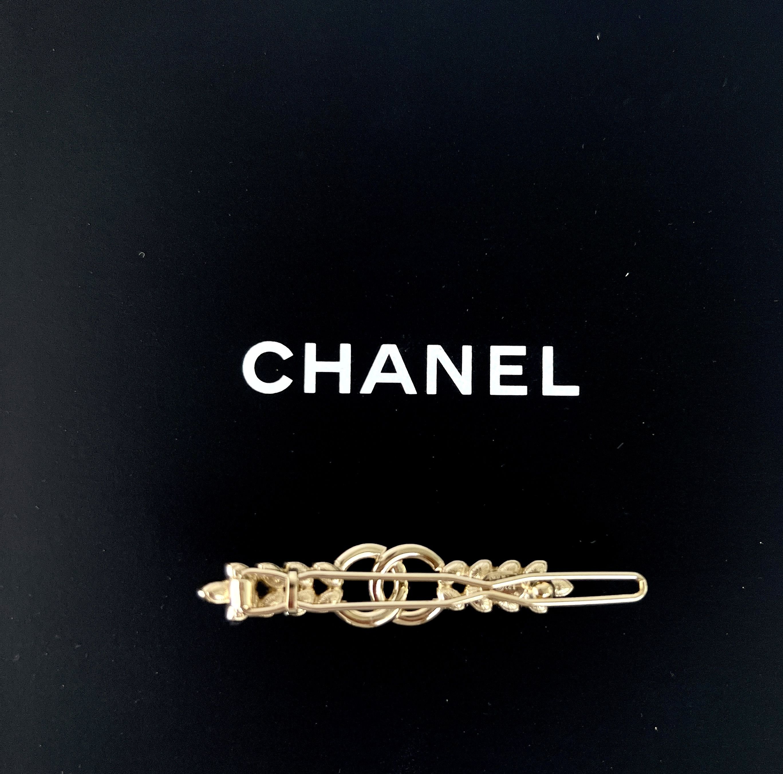 国内完売すぐ届く 関税負担なし シャネル CHANELヘアピン CCロゴ