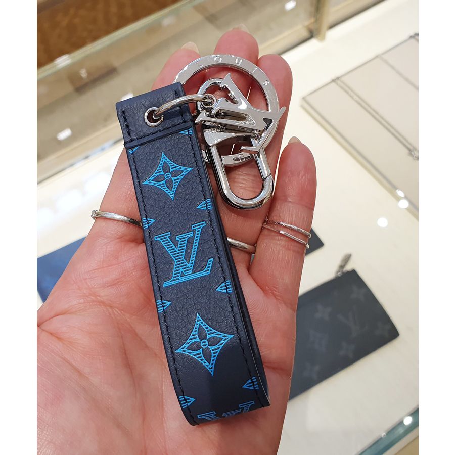 LOUIS VUITTON ルイ・ヴィトン キーホルダー ポルトクレ ドラゴンヌ