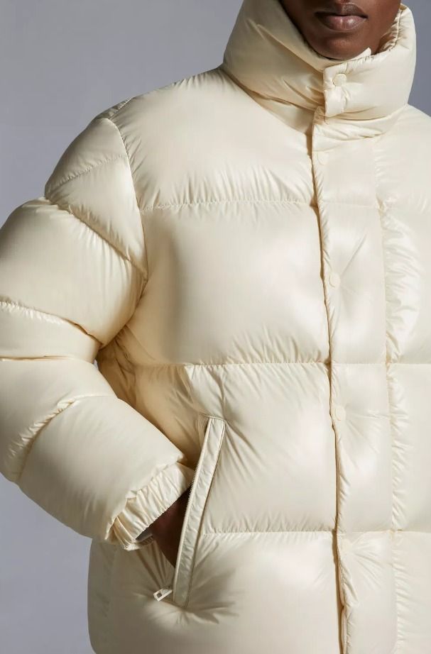 MONCLER 2023/24秋冬 ハートモチーフロゴダウンジャケット MISAM