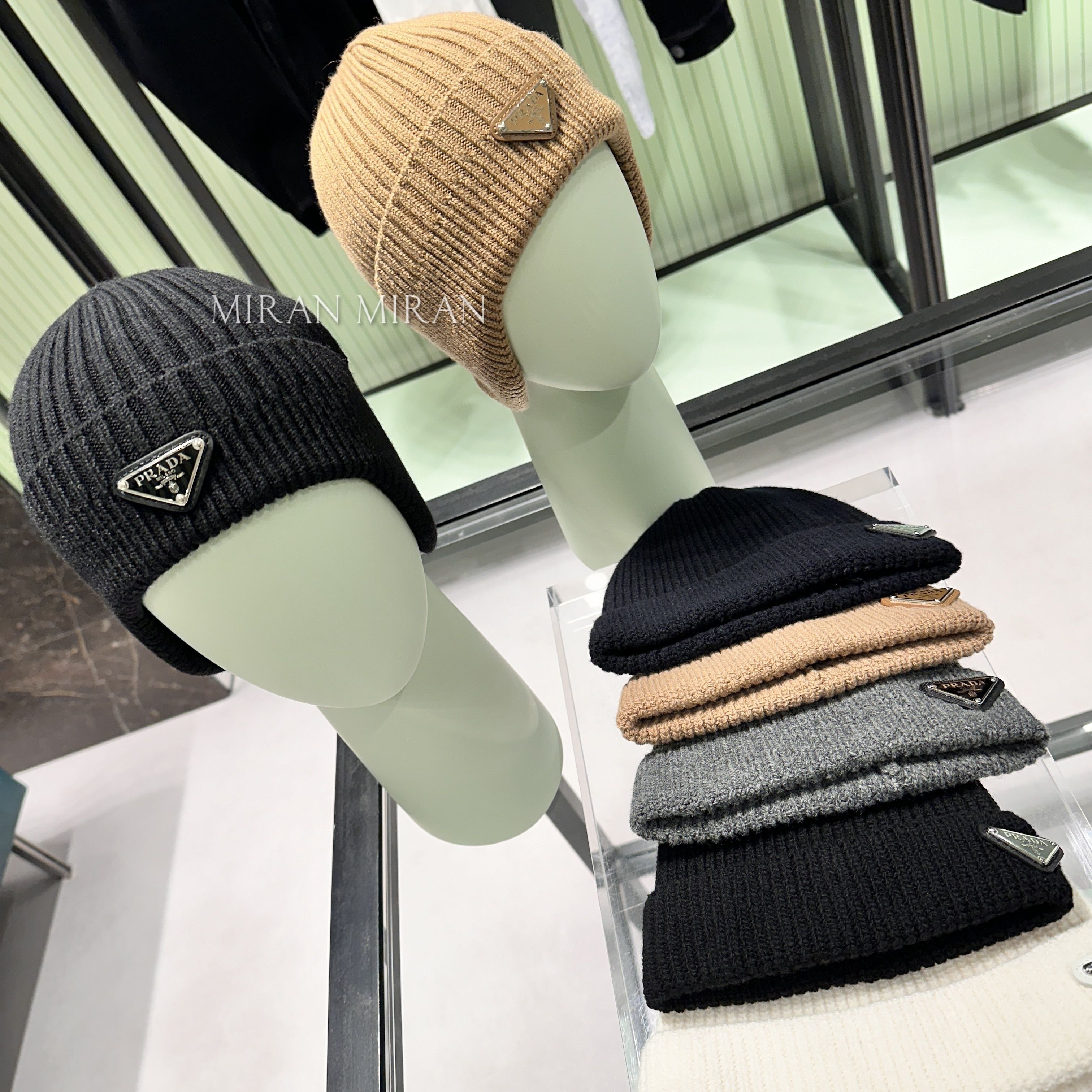 追跡付き発送【PRADA】カラバリあり♪ウール&カシミア ビーニー (PRADA