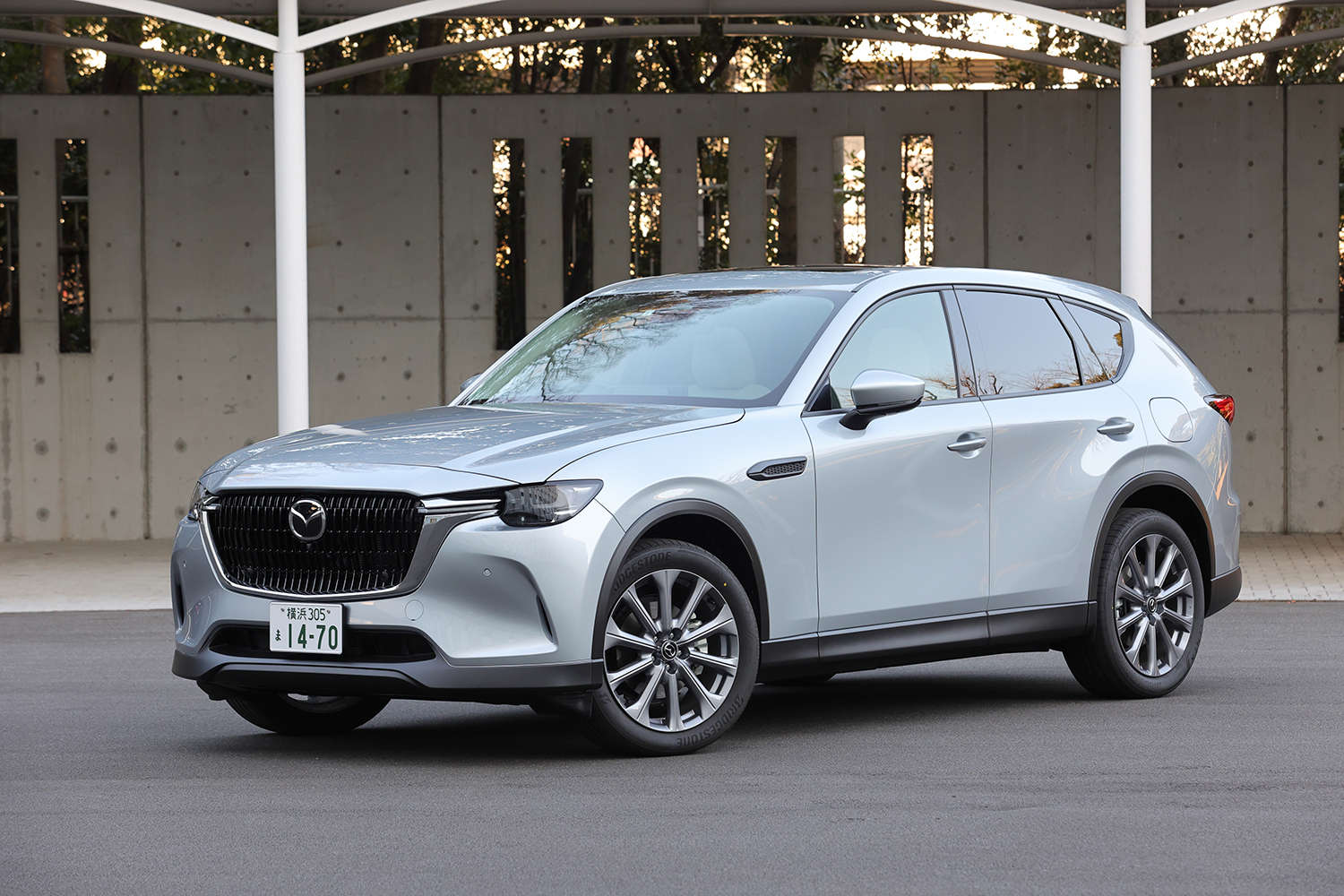 マツダCX-60はどうして毎月500台強しか売れない？ CX-5より人気が出