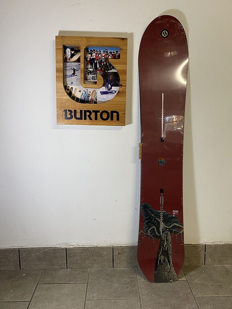 Burton Retro 1995 Kelly Air Camber Snowboard | Burton.com Spring