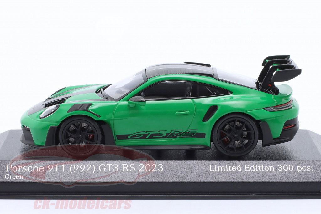 Minichamps 1:43 Porsche 911 (992) GT3 RS Weissach-Paket 2023 緑
